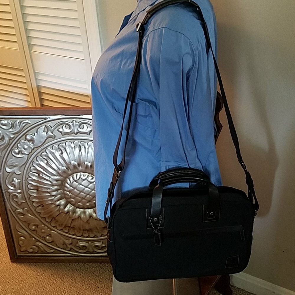 Coach Executive Unisex Bag